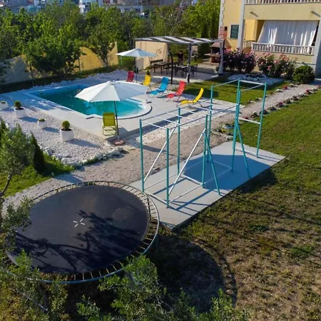 Апартаменти Marina